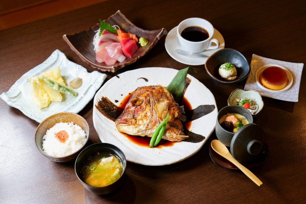 魚政トリプル定食