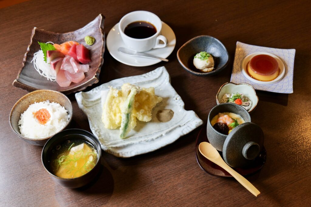 刺身５点盛り定食（揚げ物）