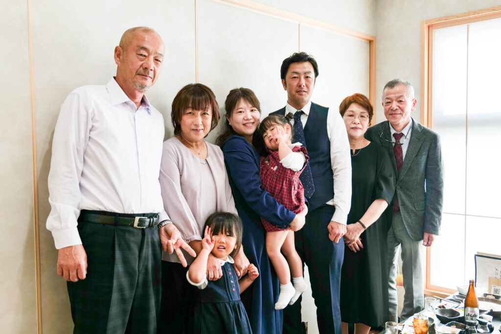 七五三のお宮参り後のご家族