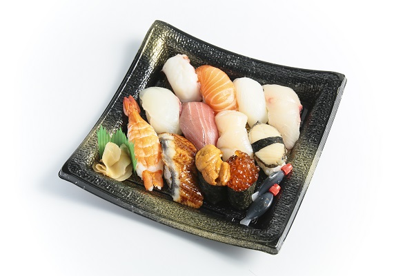 魚政寿司（特上）