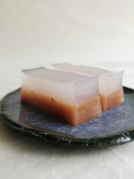魚政（うおまさ）冬コースの甘味：楢橋梅月堂のくず羊羹