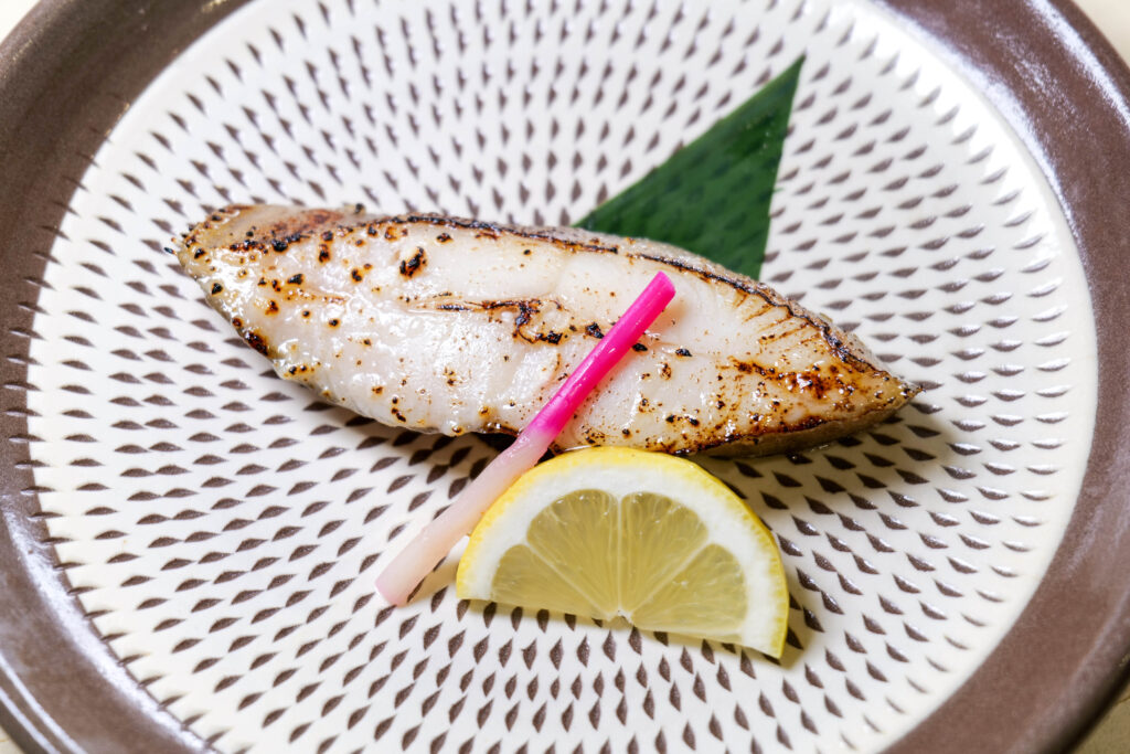 魚政（うおまさ）冬コース：白身魚の自家製塩麹焼き