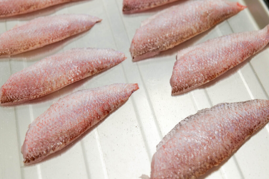 ひと塩ふった赤むつ